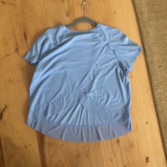 Cute Periwinkle Lululemon Top with Split Back - Picture 2 of 5